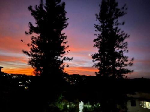 Bagio. Wschód słońca